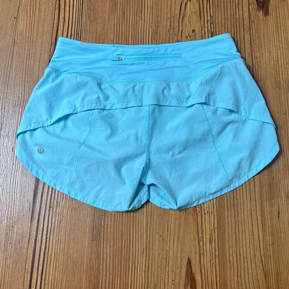 Lululemon Speed Up Low-Rise Lined Short 2.5 Women Cyan Blue Athletic SIZE 6